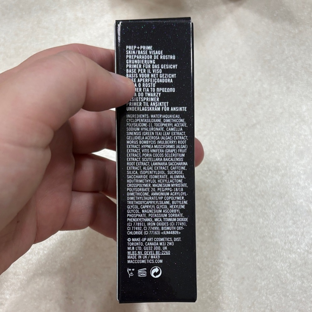 MAC Cosmetics Prep + Prime Skin Base Visage - Sleek Black - Picture 2 of 4